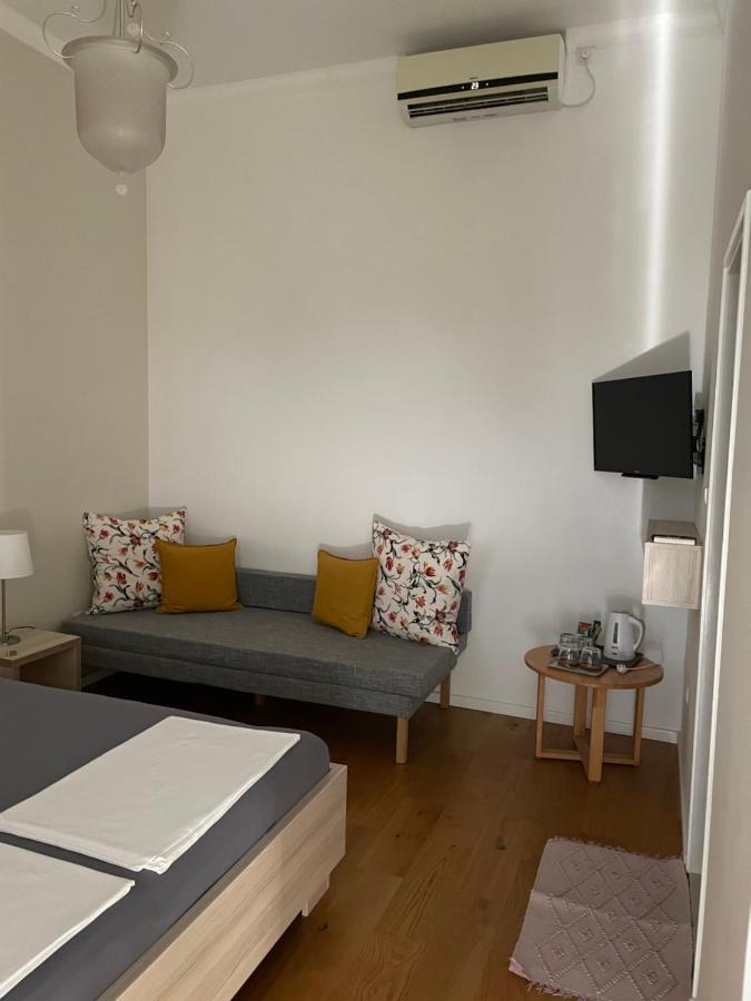 Aurelia Rooms Мостар Екстериор снимка